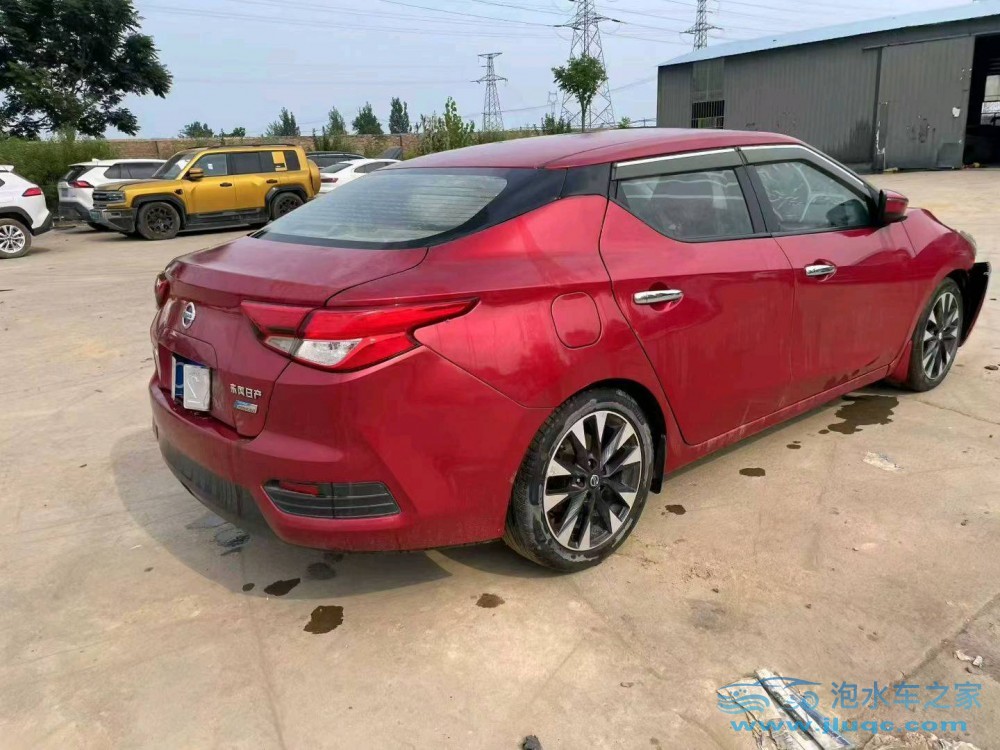 18年日產(chǎn)藍(lán)鳥