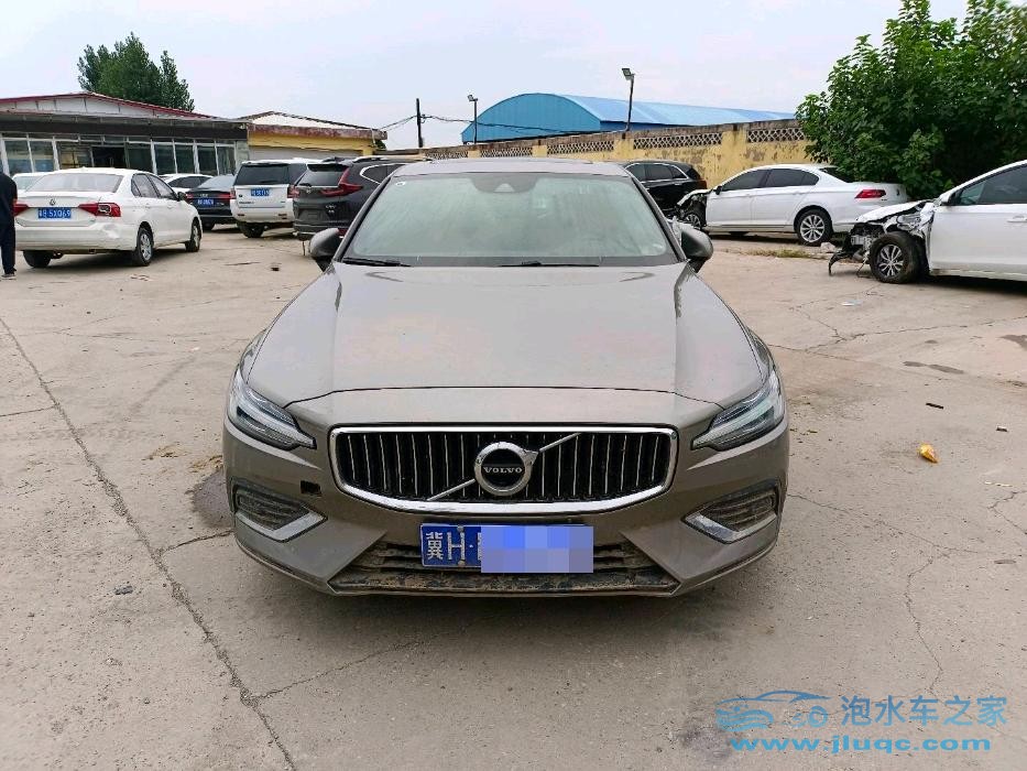 22年沃爾沃S60L泡水車