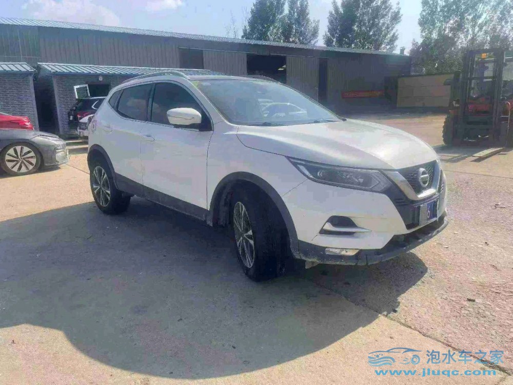 21年日產(chǎn)逍客泡水車