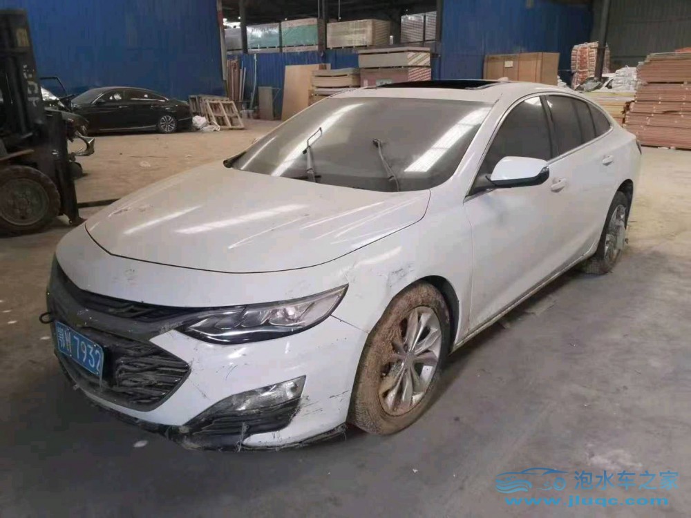 20年雪佛蘭邁銳寶泡水車