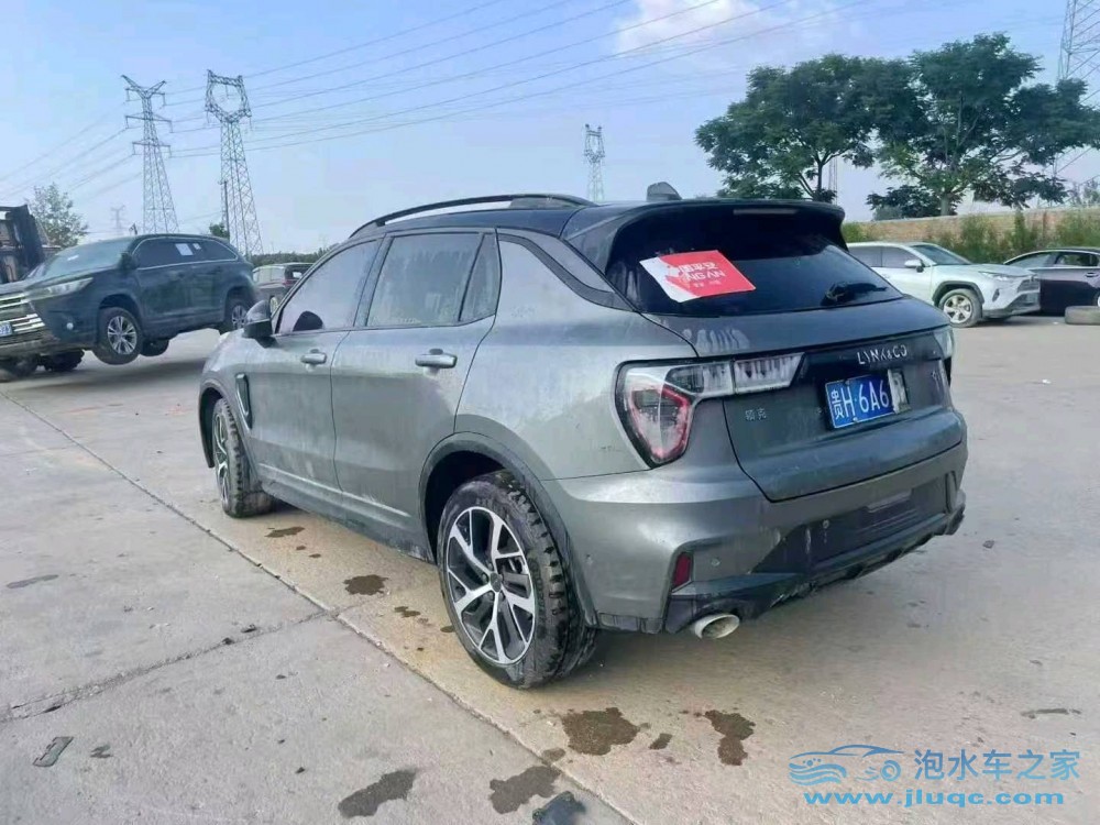 21年領(lǐng)克01