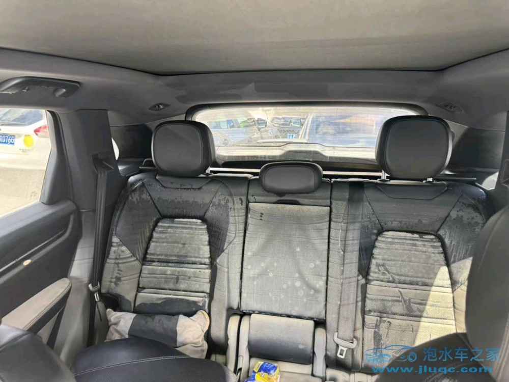 19年保時(shí)捷卡宴