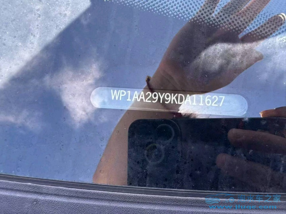 19年保時(shí)捷卡宴