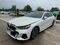 泡水車交易靠譜嗎？哪個(gè)平臺(tái)車源更正規(guī)？