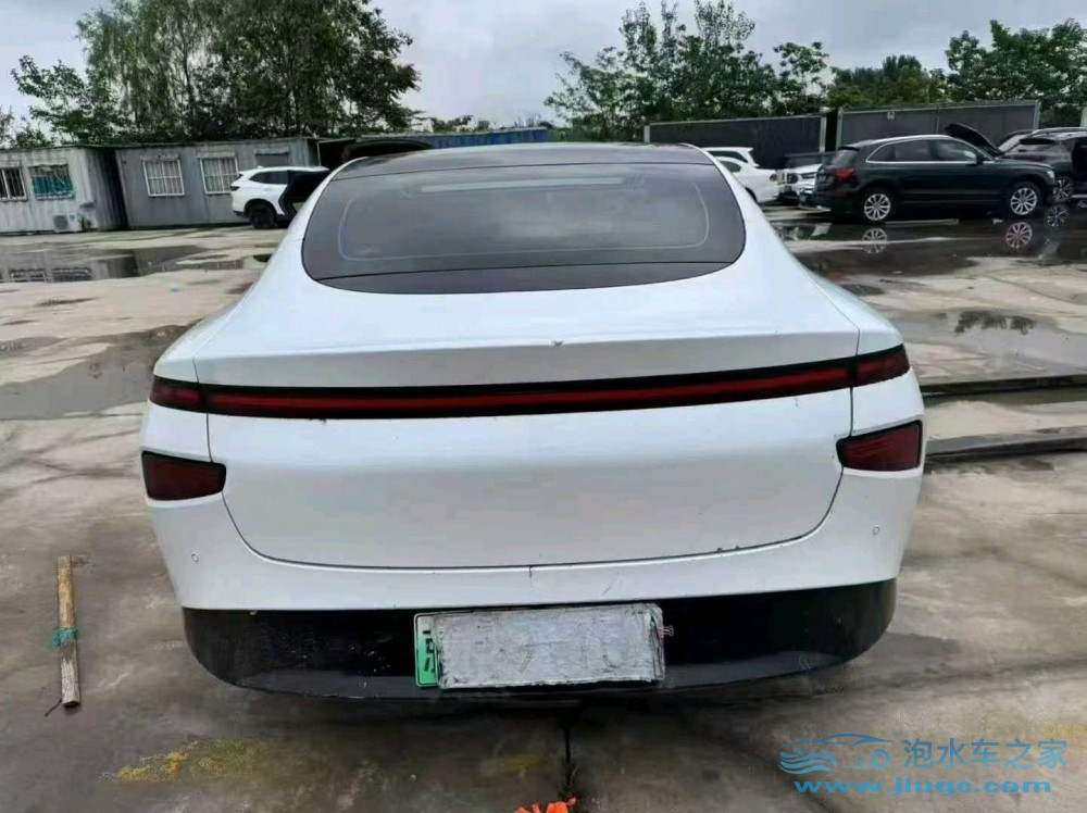 21年小鵬汽車P7
