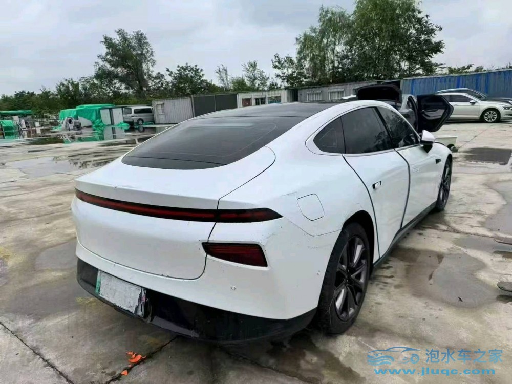 21年小鵬汽車P7