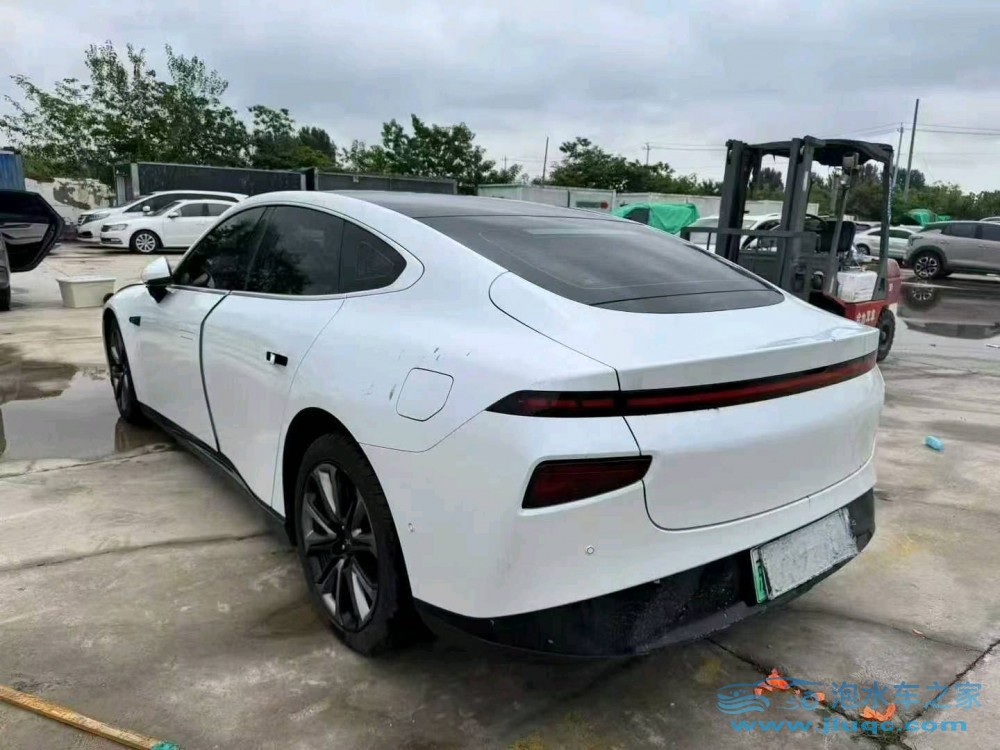 21年小鵬汽車P7