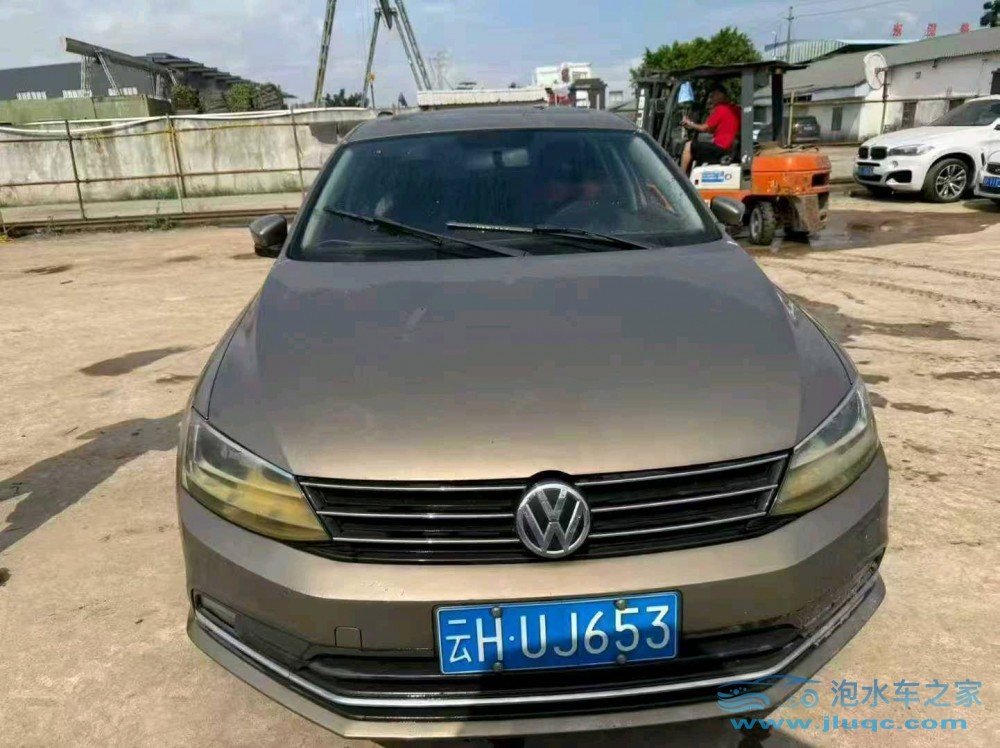 17年大眾速騰泡水車