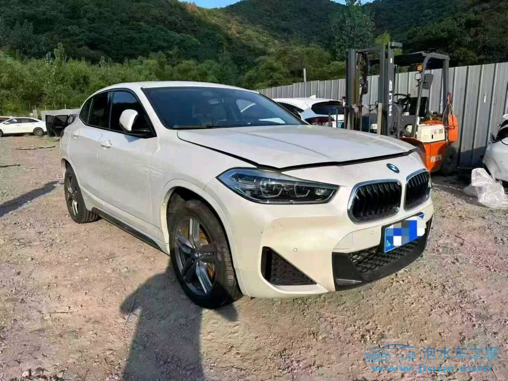 22年寶馬X2泡水車