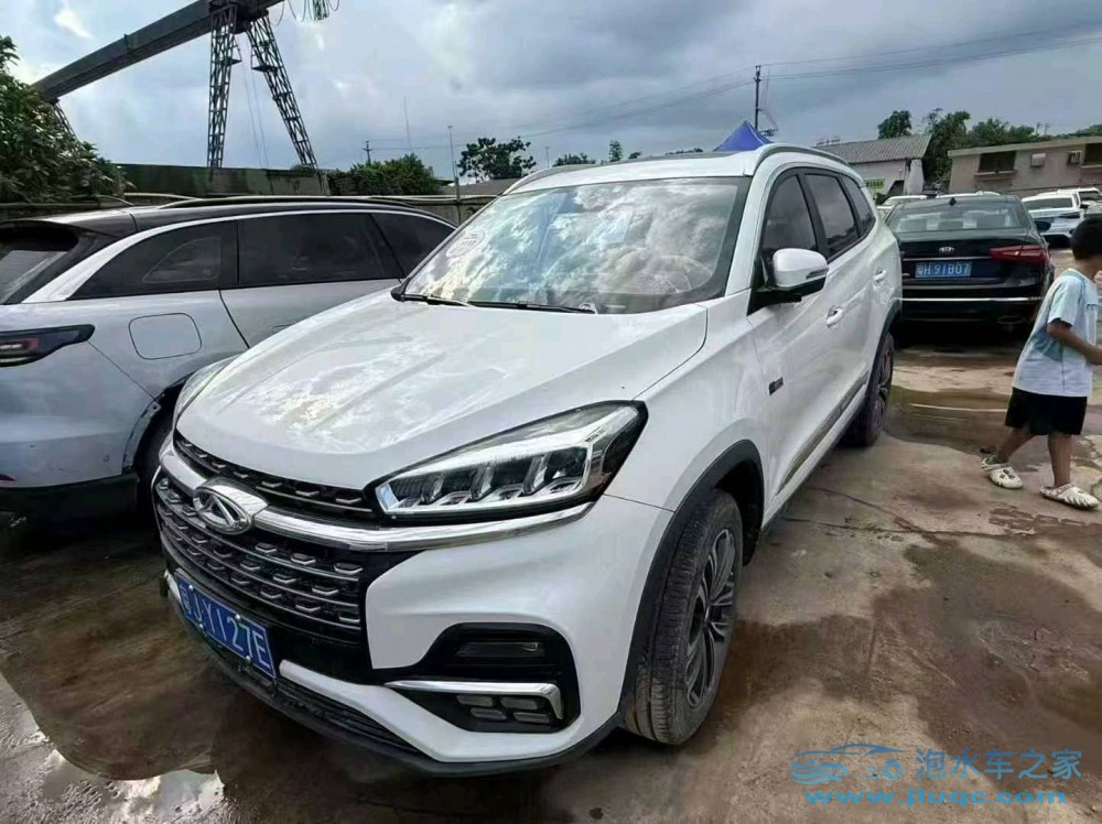 22年奇瑞瑞虎泡水車