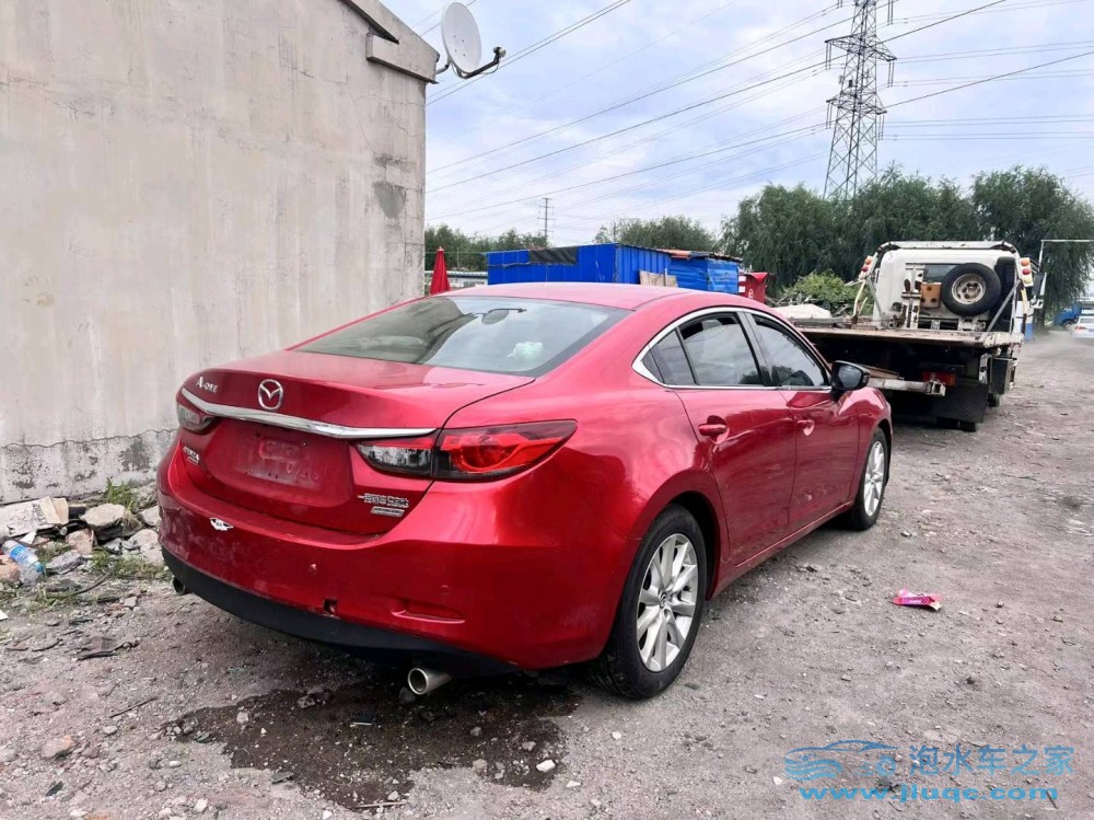 15年馬自達阿特茲