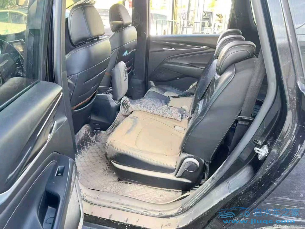 21年上汽大通G50