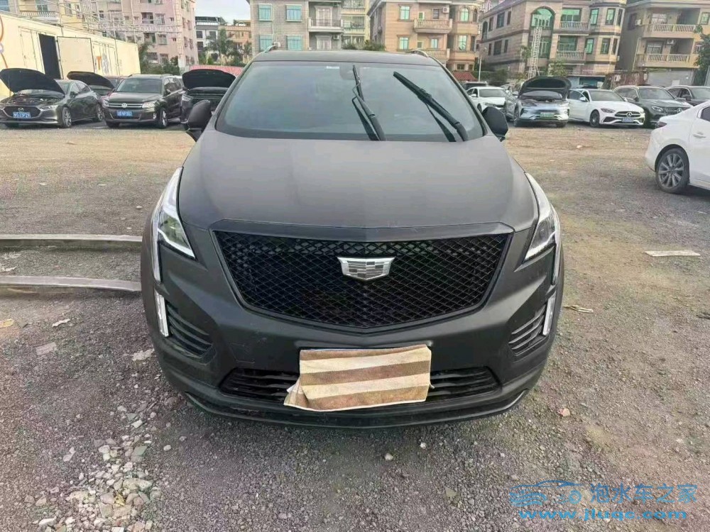 23年凱迪拉克XT5泡水車