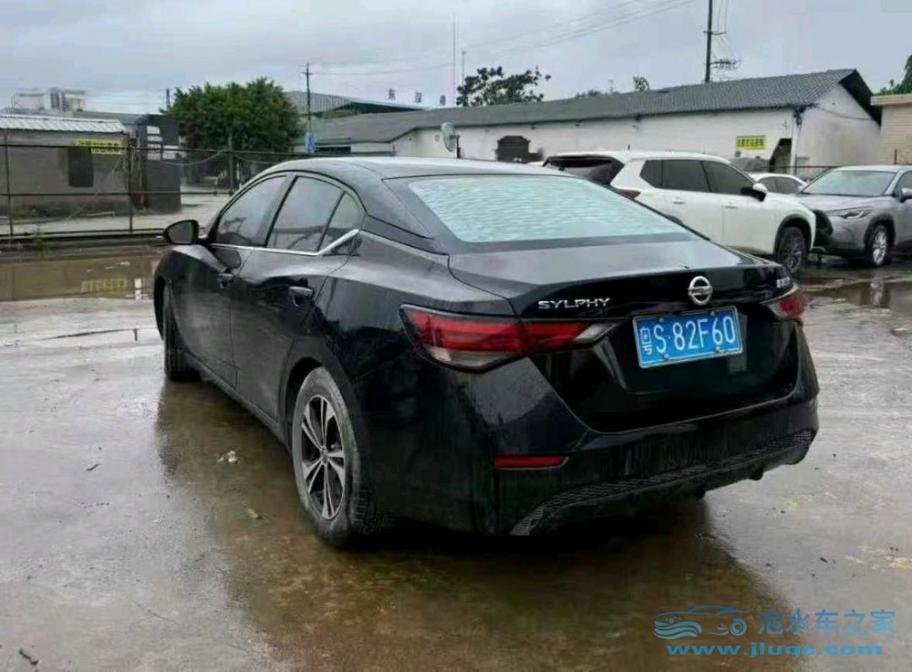 21年日產(chǎn)奇駿