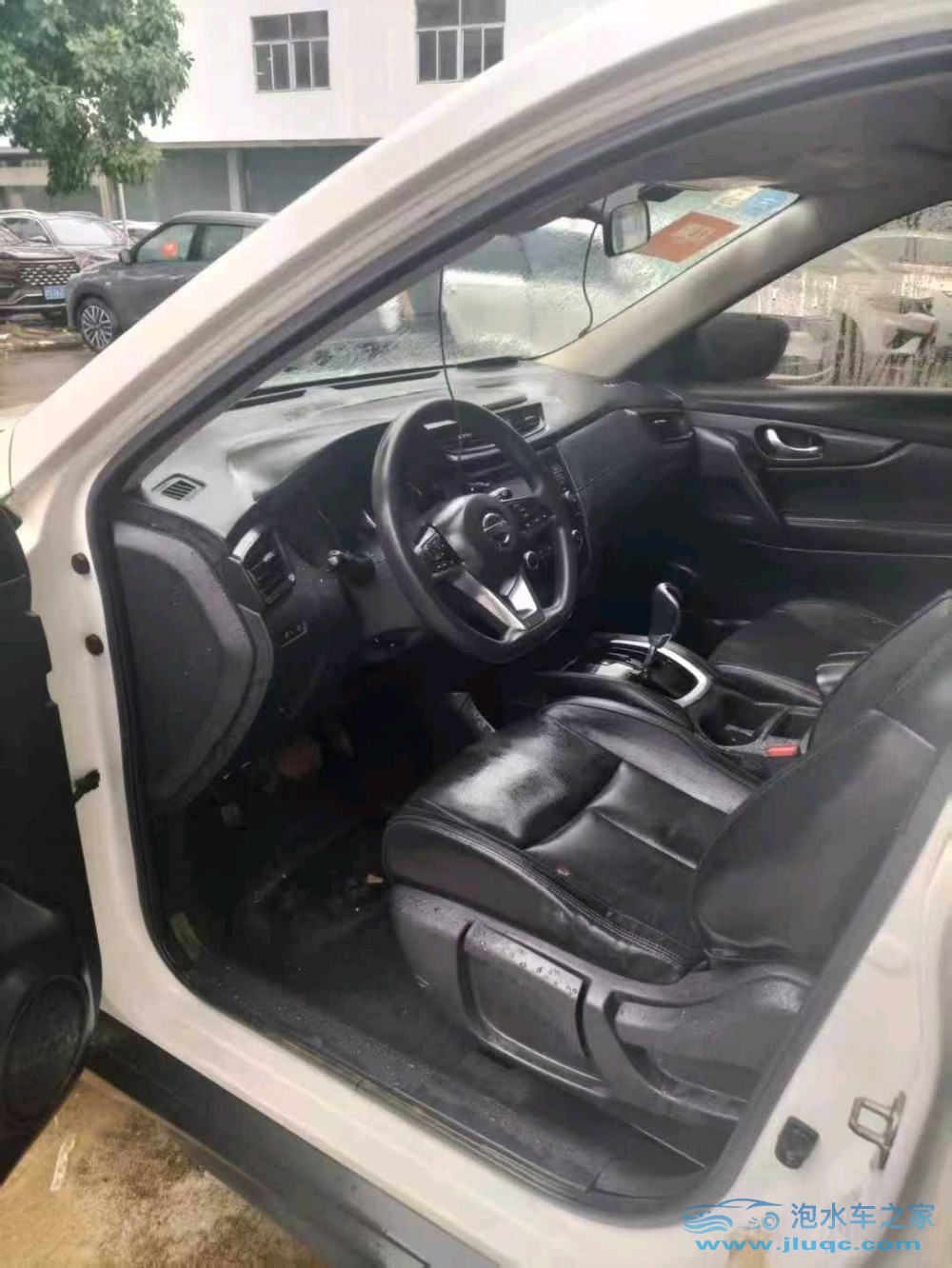 18年日產(chǎn)奇駿