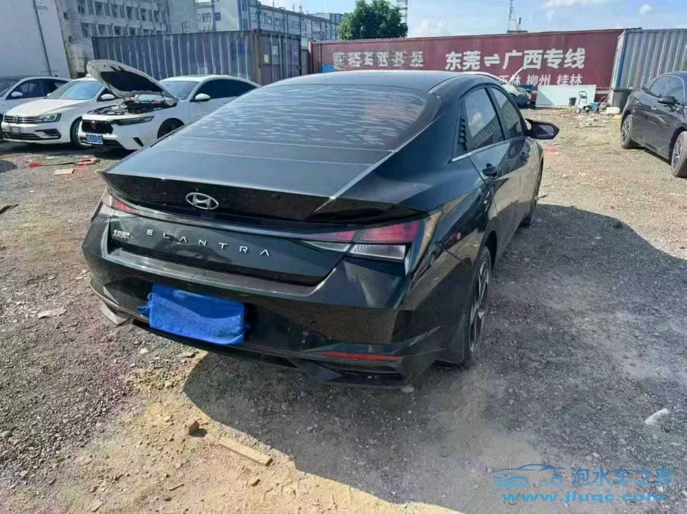 21年現(xiàn)代伊蘭特