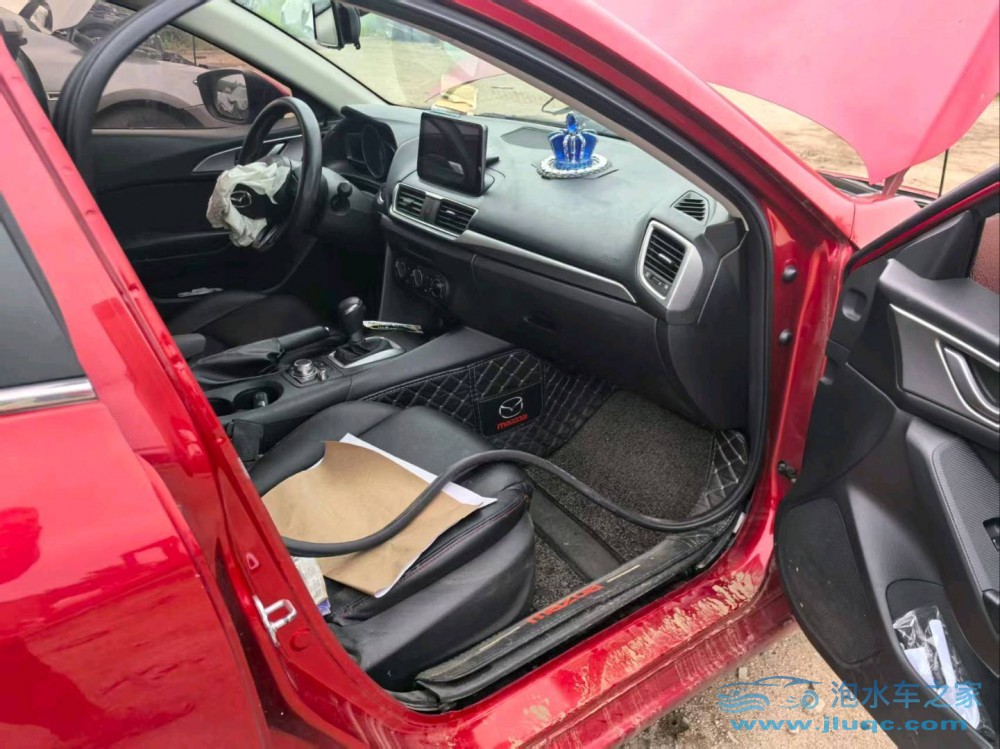 17年馬自達(dá)昂克賽拉