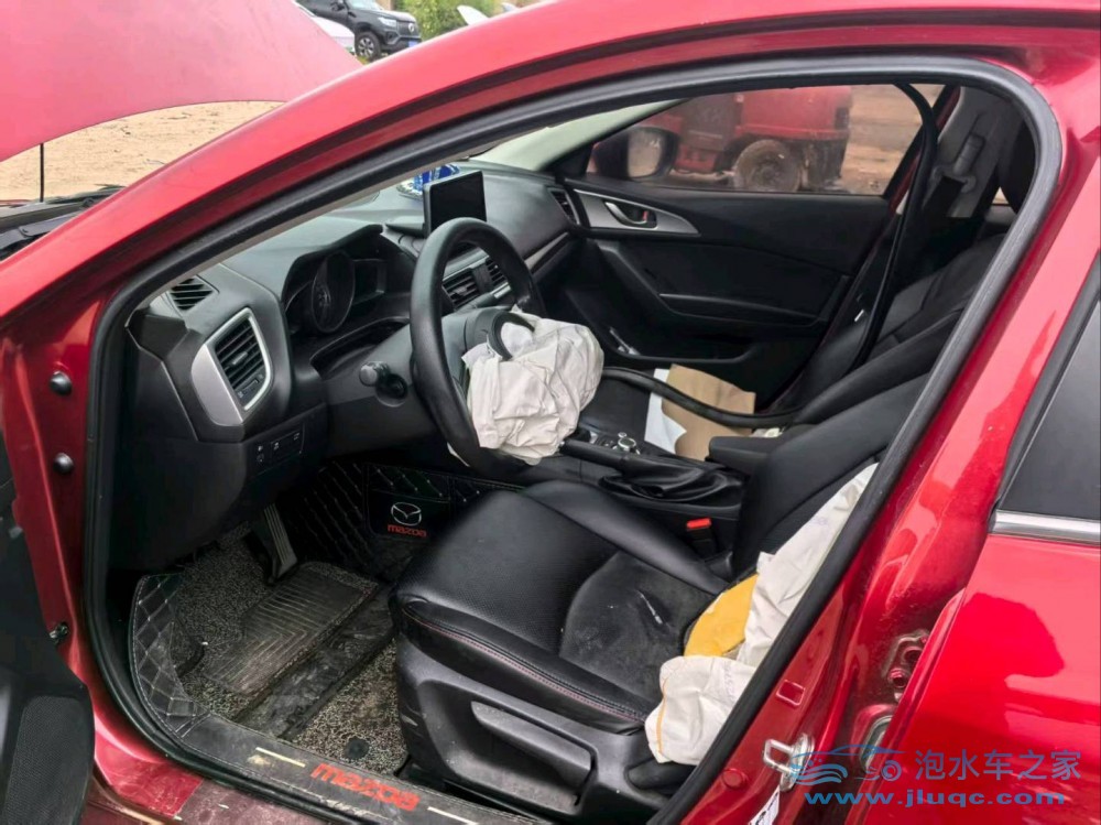 17年馬自達(dá)昂克賽拉