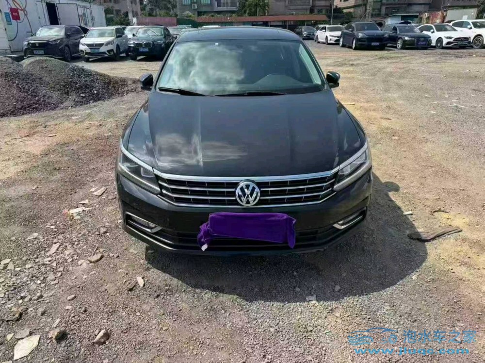 18年大眾帕薩特泡水車