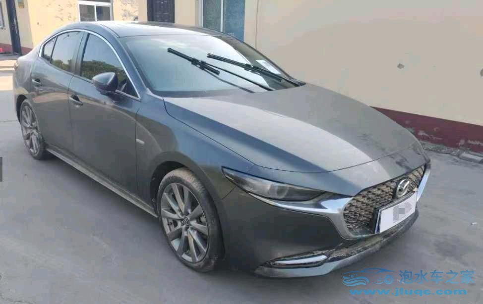 20年馬自達(dá)馬自達(dá)3泡水車