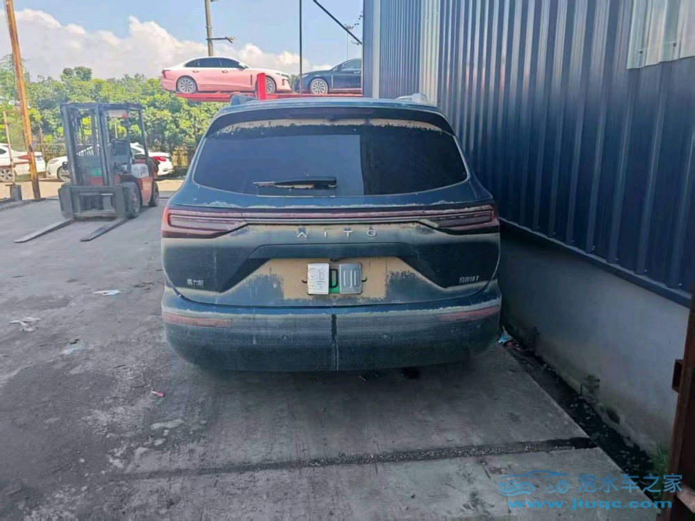 25年華為智選問界