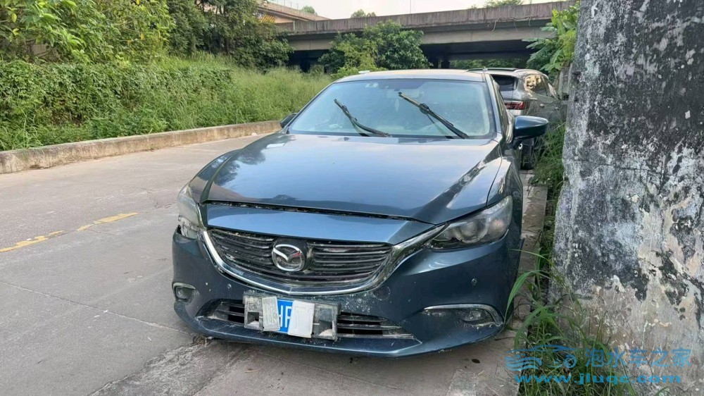 18年馬自達(dá)阿特茲泡水車