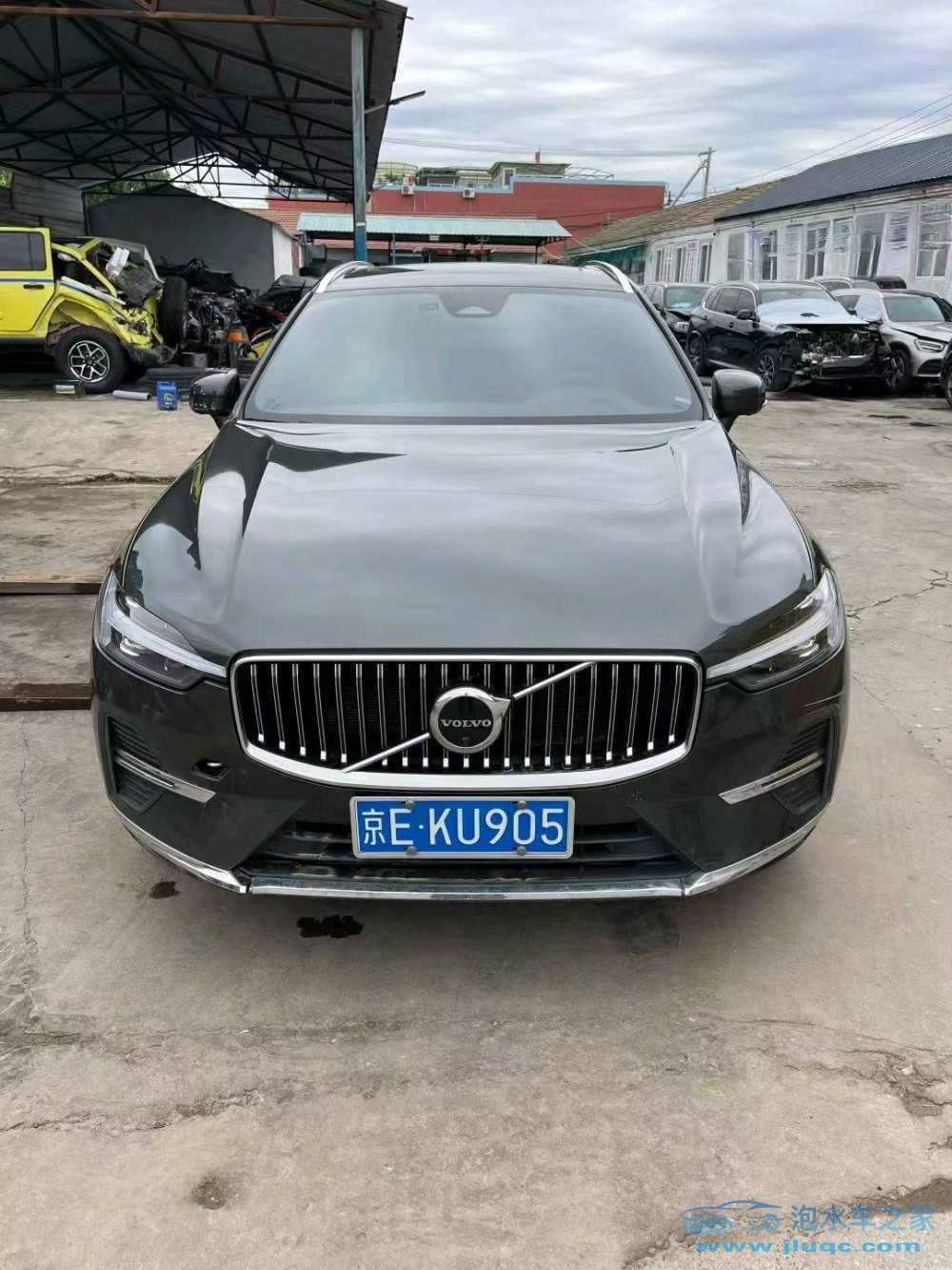 22年沃爾沃XC60泡水車