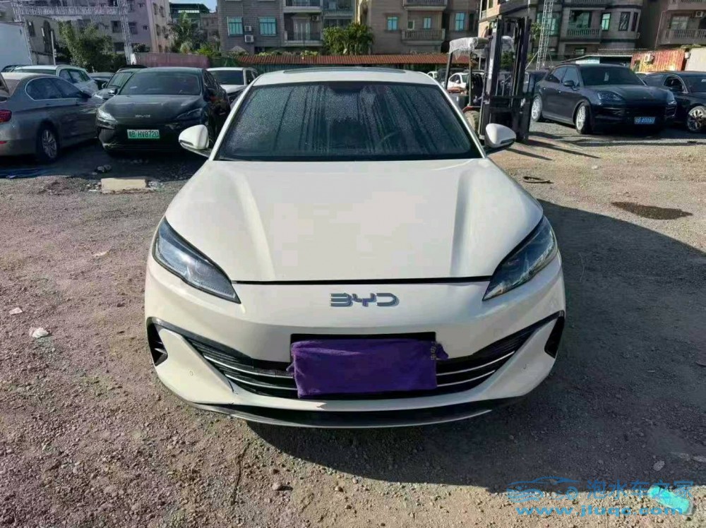 25年比亞迪海豹泡水車