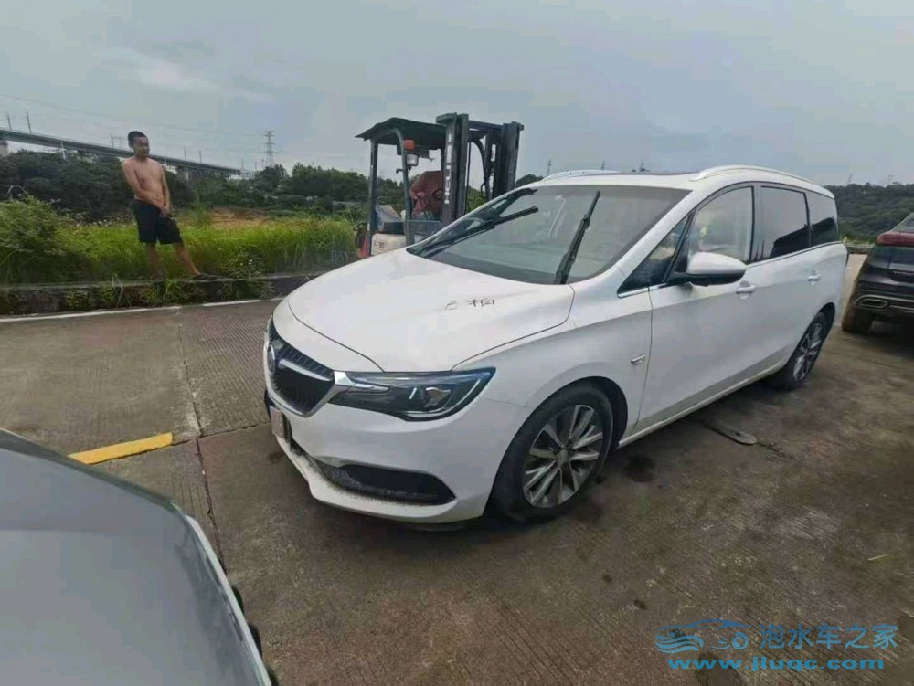 21年別克別克GL6