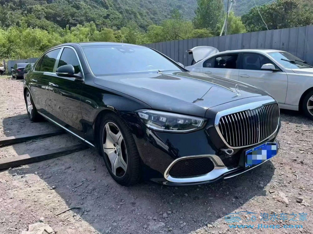 22年奔馳邁巴赫S級