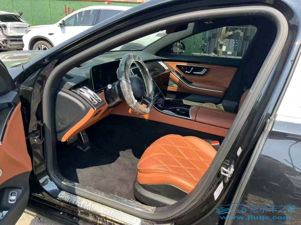 22年奔馳邁巴赫S級