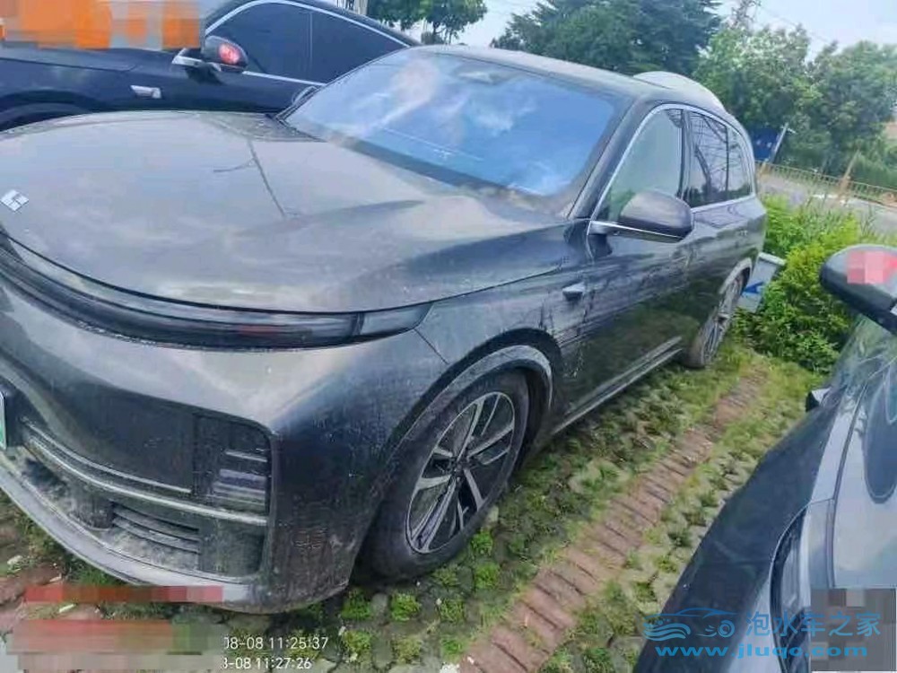 24年理想L7泡水車