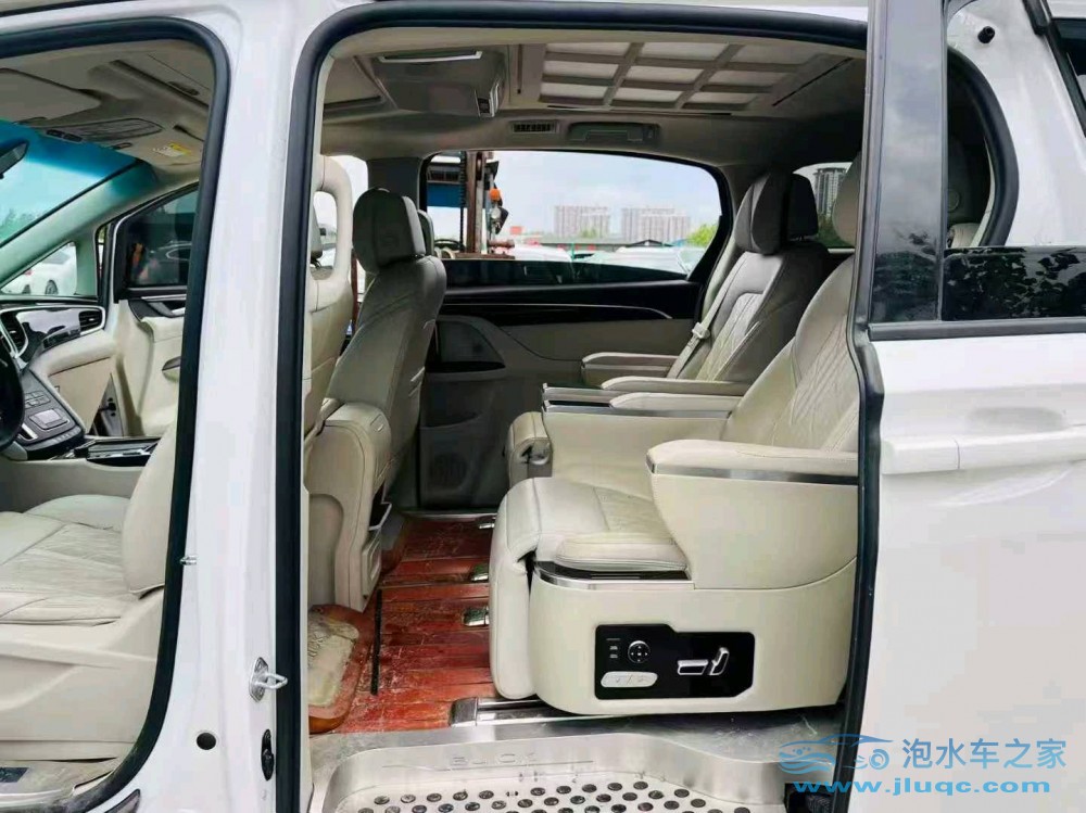 20年別克別克GL8