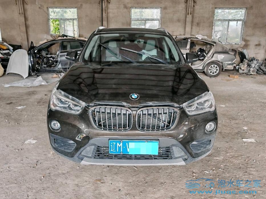 19年寶馬X1泡水車