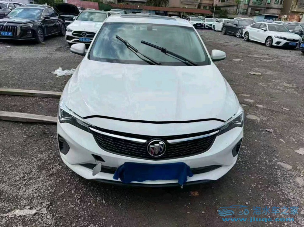 22年別克威朗泡水車