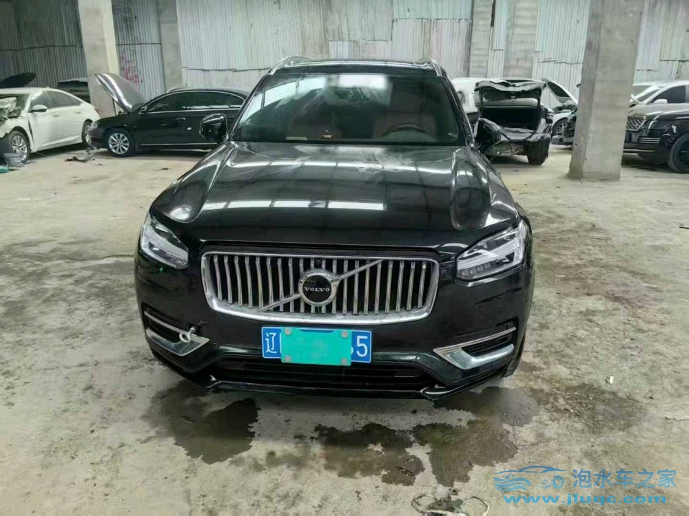 22年沃爾沃XC90泡水車
