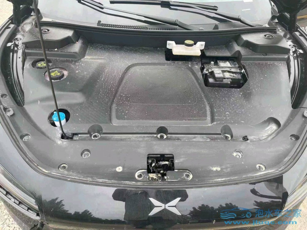 25年小鵬汽車M03