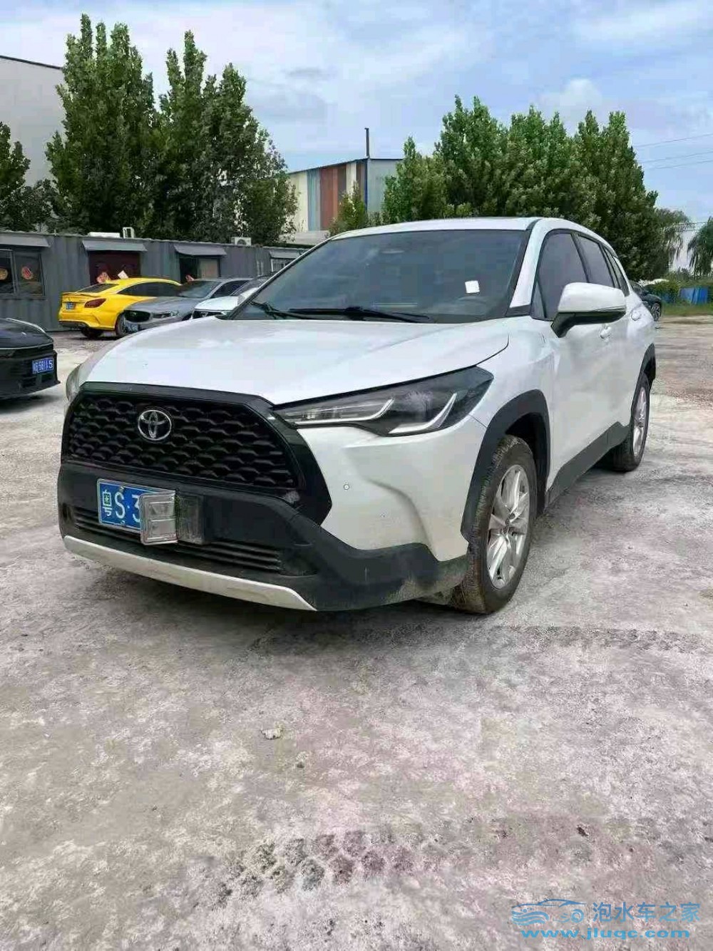 24年豐田銳放泡水車(chē)