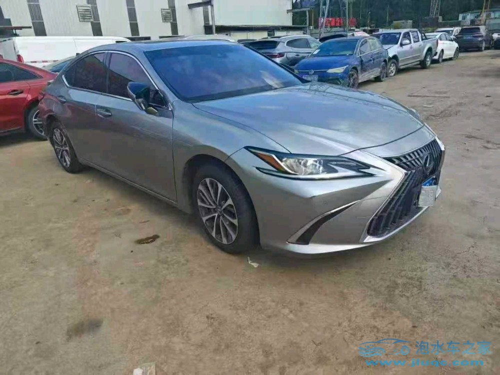 24年雷克薩斯ES