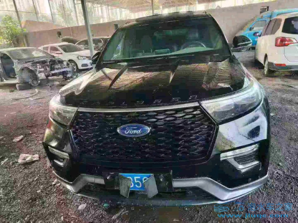 21年福特探險(xiǎn)者泡水車