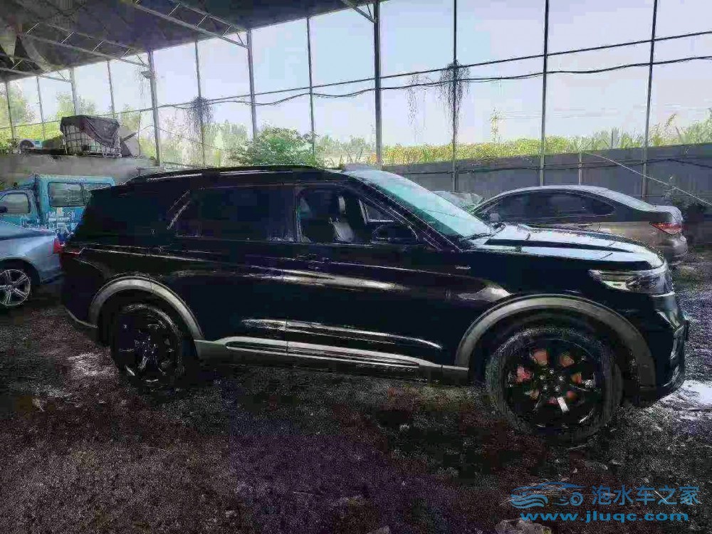 21年福特探險(xiǎn)者