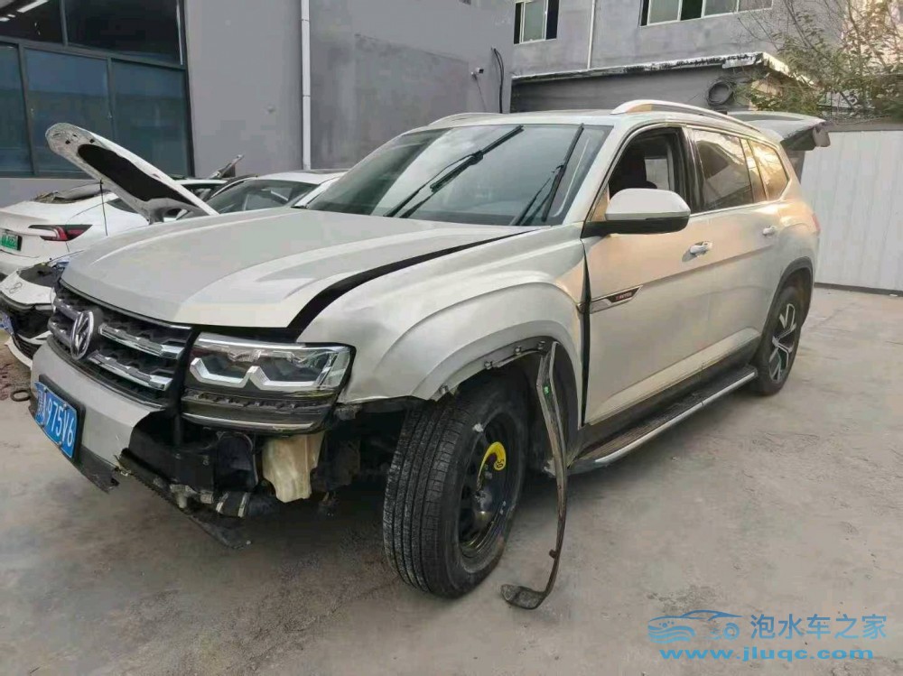 21年大眾途昂泡水車