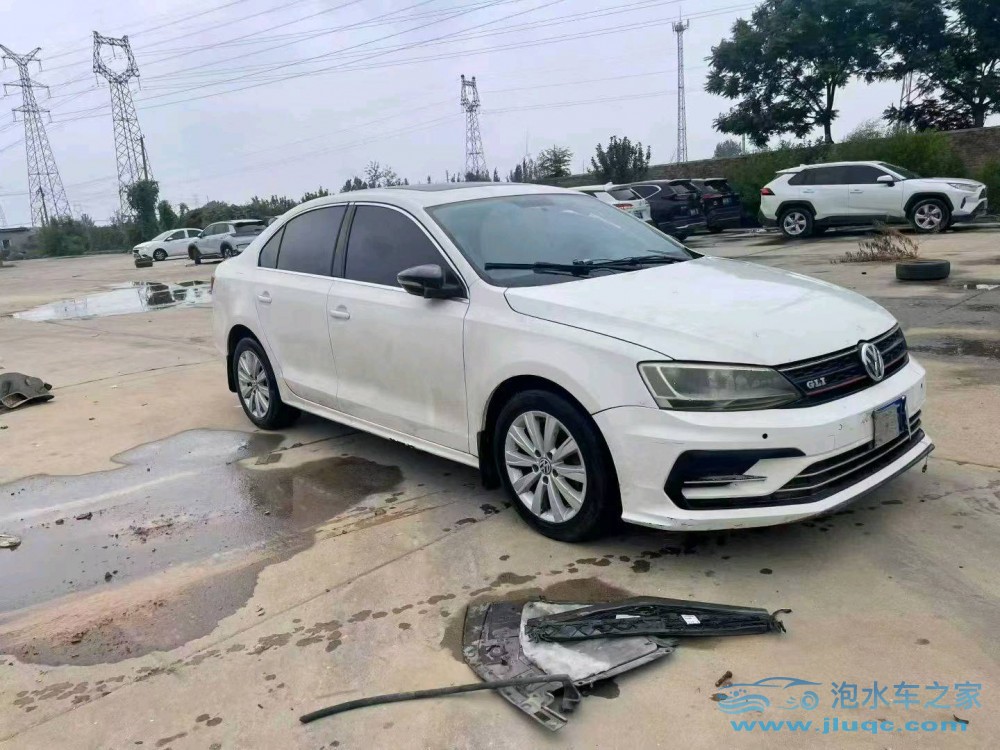 15年大眾速騰泡水車