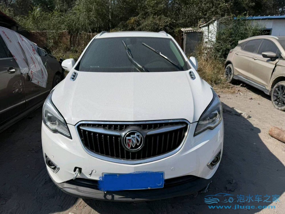 18年別克昂科威泡水車