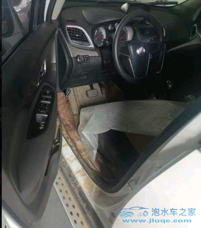 14年別克昂科拉