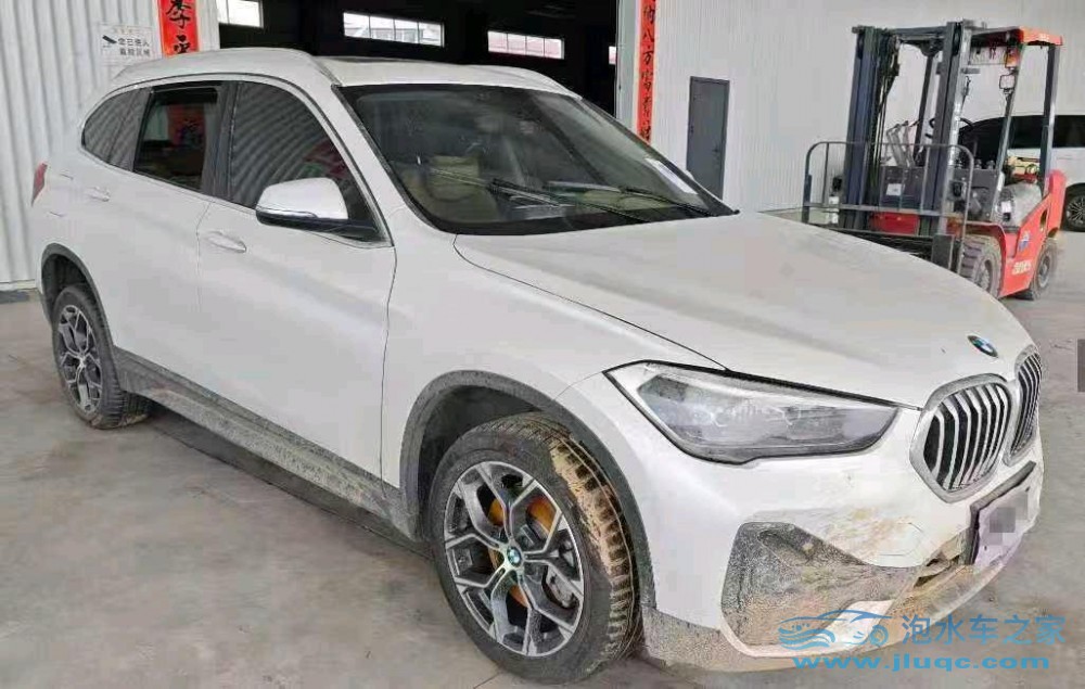 23年寶馬X1泡水車