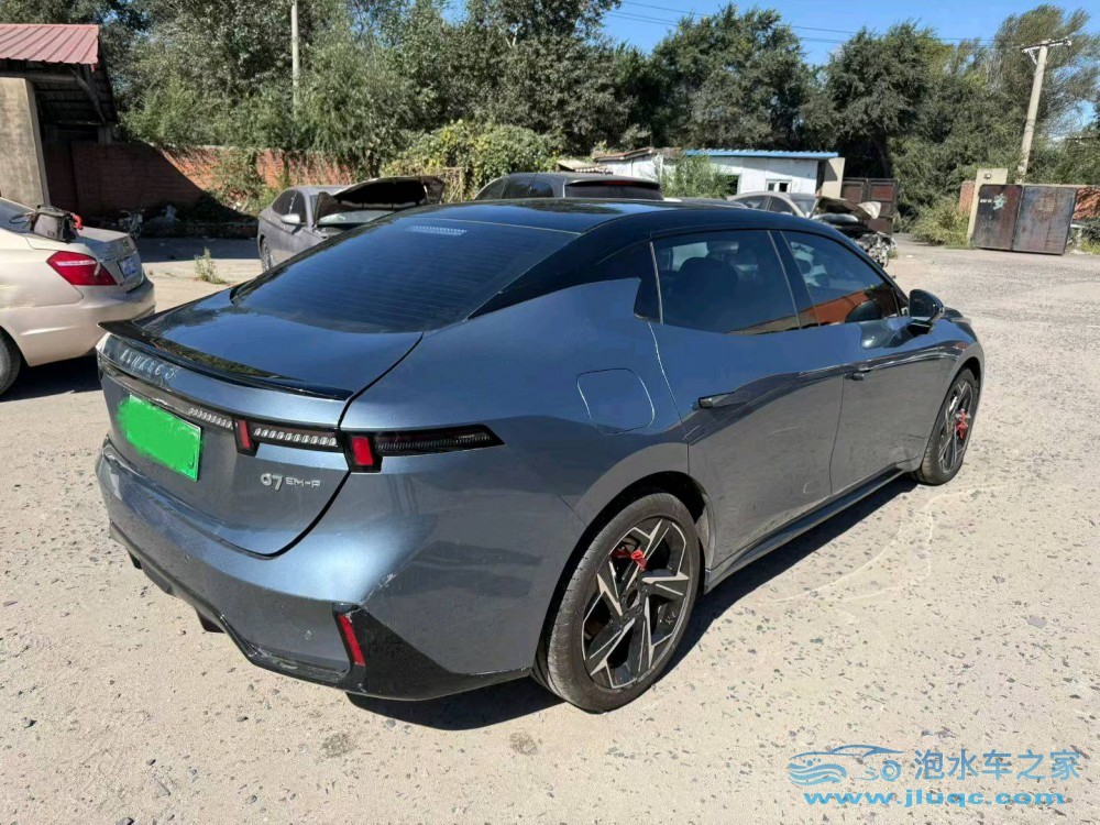 24年領(lǐng)克07