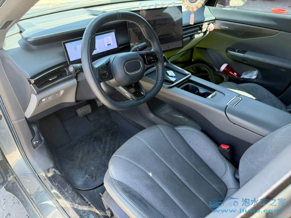 24年領(lǐng)克07