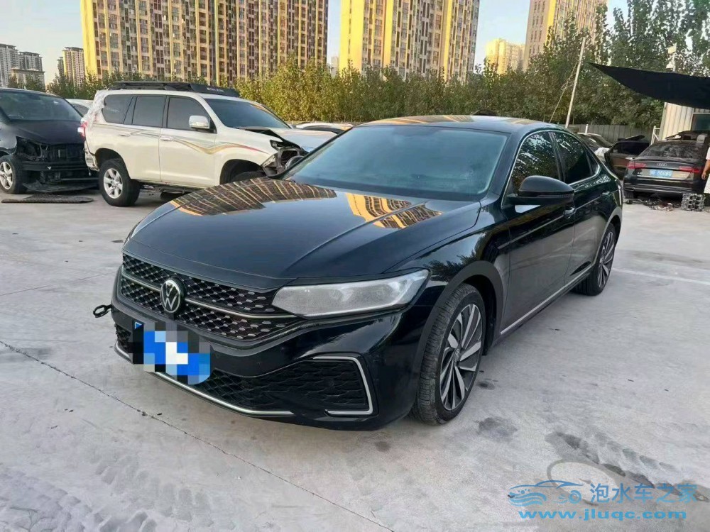 22年大眾帕薩特泡水車