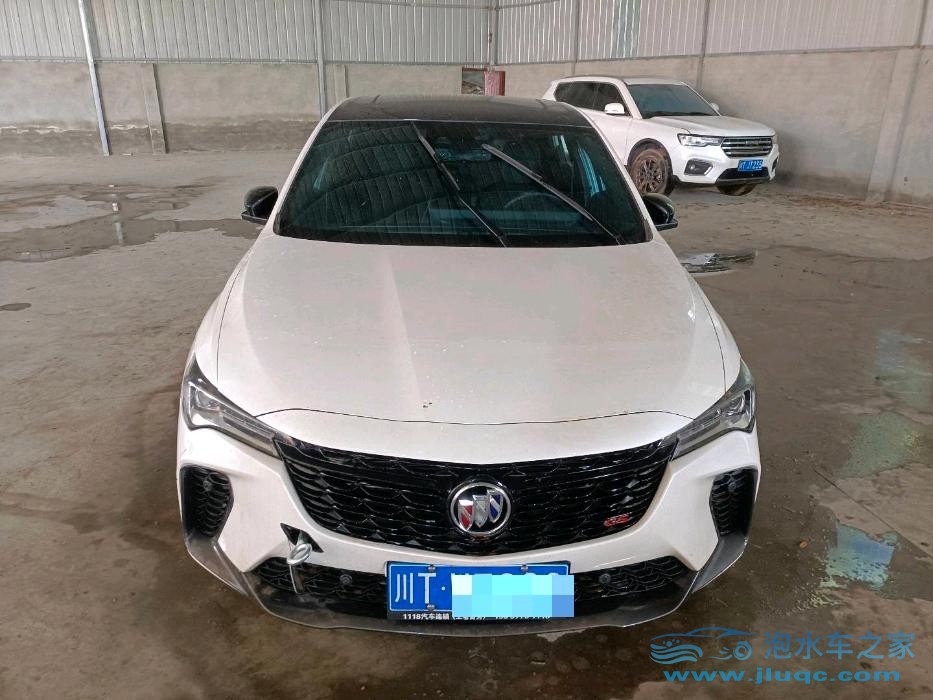 23年別克威朗泡水車